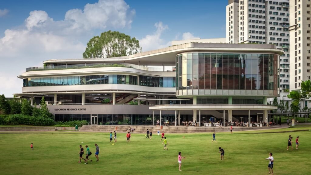 singapore uni